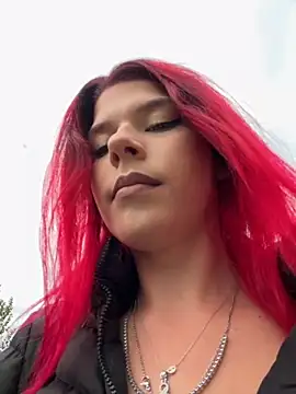 Snapshot of RiriRoseey chatting on October 12, 2025, 7:10 am RiriRoseey online show from October 12, 2025, 7:10 am