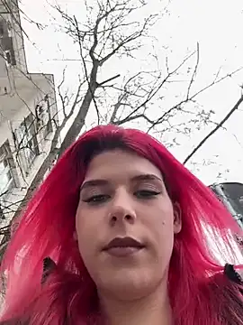 RiriRoseey online show from February 7, 2025, 8:01 am