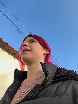 Snapshot of RiriRoseey chatting on October 17, 2025, 6:17 am RiriRoseey online show from October 17, 2025, 6:17 am