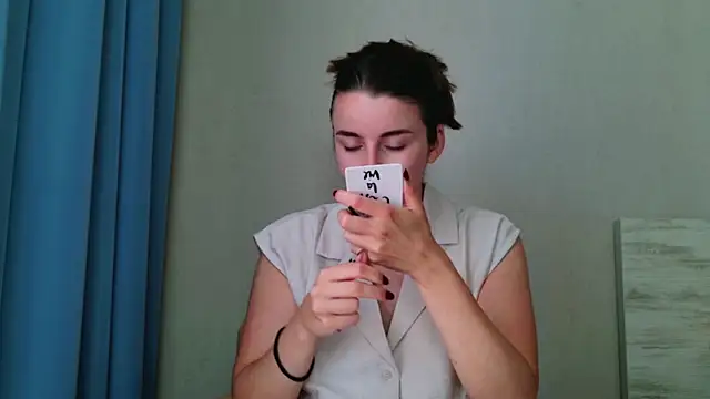 Snapshot of Miss_Arwen chatting on June 16, 2026, 8:25 am Miss Arwen online show from June 16, 2026, 8:25 am