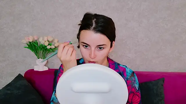 Snapshot of Miss_Arwen chatting on September 12, 2025, 3:17 am Miss Arwen online show from September 12, 2025, 3:17 am