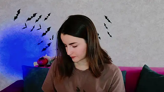 Snapshot of Miss_Arwen chatting on October 22, 2025, 3:28 am Miss Arwen online show from October 22, 2025, 3:28 am