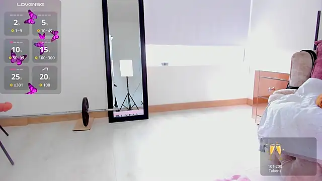 Snapshot of quimeralady chatting on September 24, 2025, 7:20 pm quimeralady online show from September 24, 2025, 7:20 pm