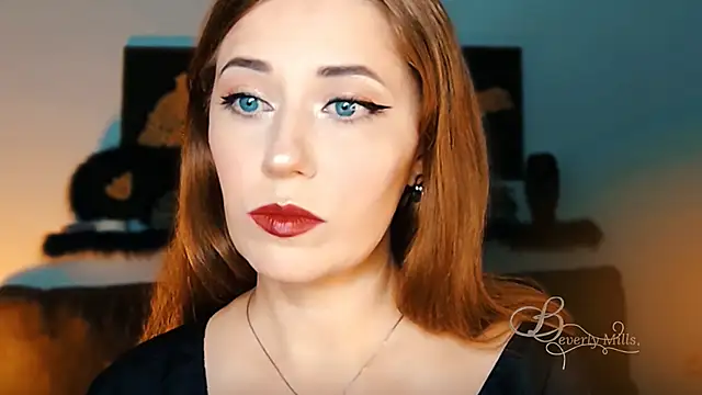 MissBeverlyMills online show from September 29, 2025, 12:06 am