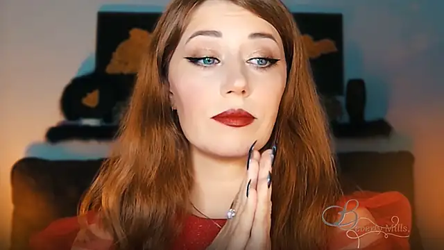 MissBeverlyMills online show from September 19, 2025, 7:29 pm