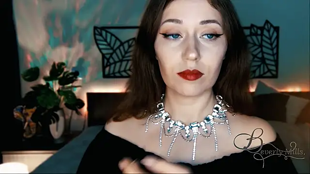 MissBeverlyMills online show from January 11, 2025, 1:43 pm