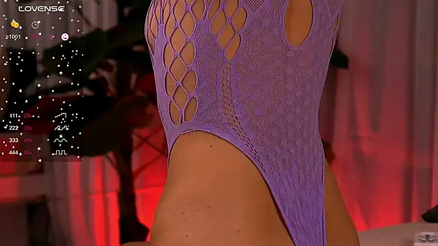 CynthiaWest online show from February 10, 2026, 4:22 am