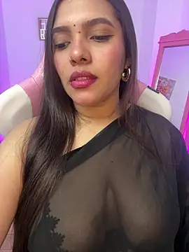 Snapshot of krishaa_ chatting on April 24, 2026, 6:54 pm krishaa online show from April 24, 2026, 6:54 pm