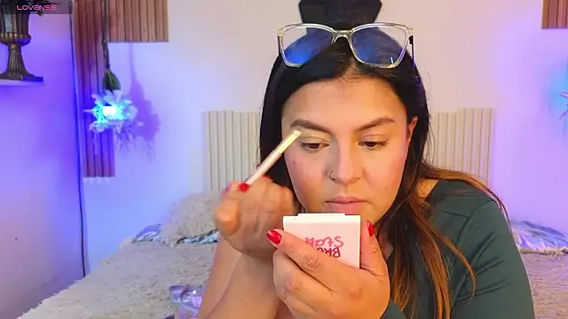 Snapshot of _poison_sweet chatting on February 28, 2026, 7:46 pm poison sweet online show from February 28, 2026, 7:46 pm