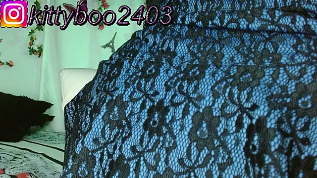 AnaSweet6902 online show from March 12, 2025, 12:20 am