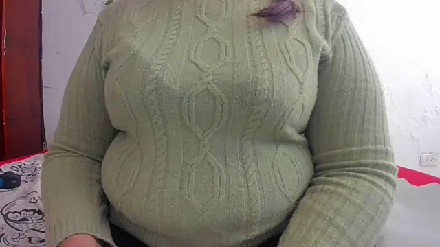 Snapshot of Elianissquirt chatting on February 11, 2025, 12:36 pm Elianissquirt online show from February 11, 2025, 12:36 pm