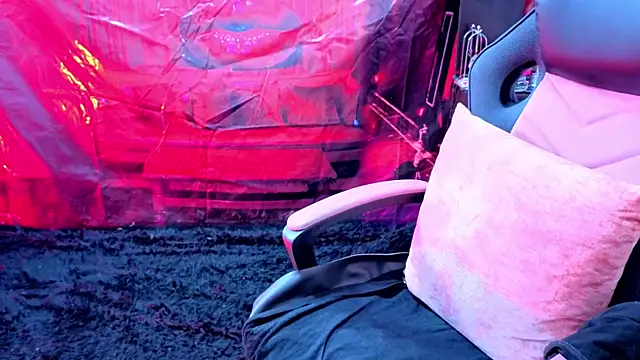 True Bdsm online show from February 11, 2026, 7:47 pm