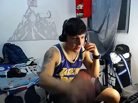 Snapshot of Pharaon_71 chatting on February 12, 2026, 1:27 am Pharaon 71 online show from February 12, 2026, 1:27 am