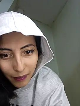 Snapshot of Anahi_cake chatting on February 25, 2025, 5:51 pm Anahi cake online show from February 25, 2025, 5:51 pm