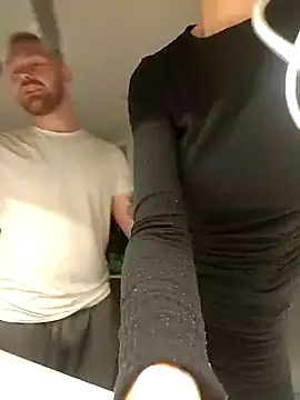 Snapshot of m_married chatting on December 21, 2024, 4:41 am m married online show from December 21, 2024, 4:41 am