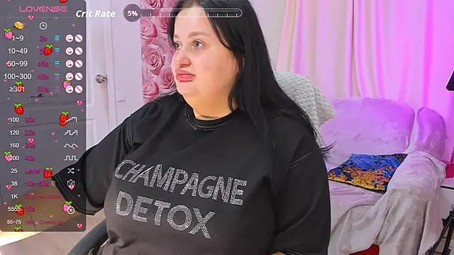 MonaSteele online show from September 11, 2025, 5:29 am