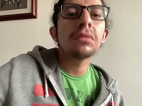 littlelatinhunter online show from December 2, 2025, 11:23 am