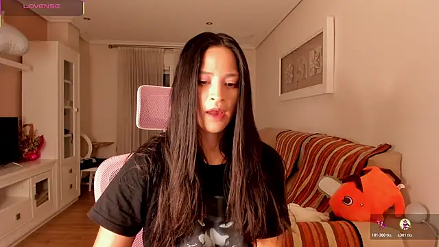 bella apont online show from October 26, 2025, 8:53 pm