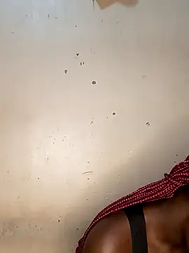 Snapshot of Swit_virgin22 chatting on October 13, 2025, 1:34 pm Swit virgin22 online show from October 13, 2025, 1:34 pm