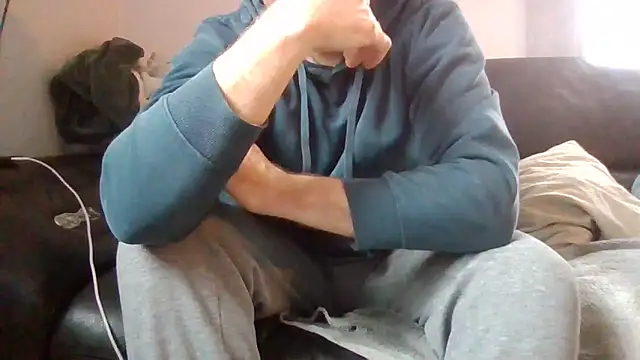 Snapshot of Au_plaisir_des_femmes chatting on February 5, 2026, 9:05 am Au plaisir des femmes online show from February 5, 2026, 9:05 am