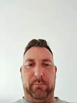 Snapshot of Au_plaisir_des_femmes chatting on October 4, 2025, 3:13 pm Au plaisir des femmes online show from October 4, 2025, 3:13 pm