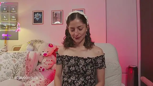 Snapshot of KittyAna chatting on October 12, 2025, 12:34 am KittyAna online show from October 12, 2025, 12:34 am