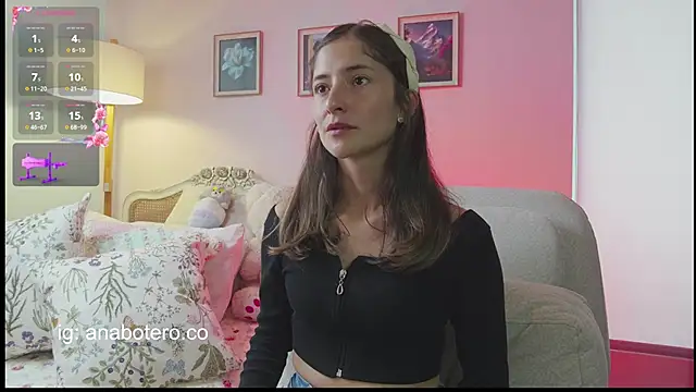 KittyAna online show from April 7, 2026, 7:48 pm