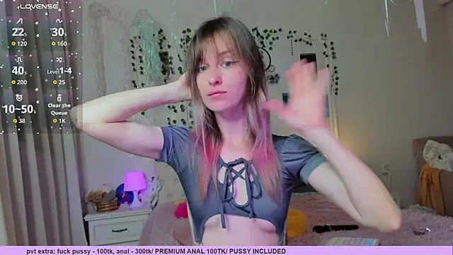 Neko kitsune1 online show from December 2, 2025, 6:09 pm