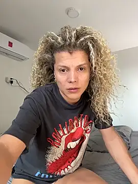 Snapshot of Georgiafox chatting on October 8, 2025, 2:29 pm Georgiafox online show from October 8, 2025, 2:29 pm