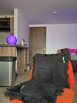 Snapshot of Georgiafox chatting on September 18, 2025, 3:37 pm Georgiafox online show from September 18, 2025, 3:37 pm