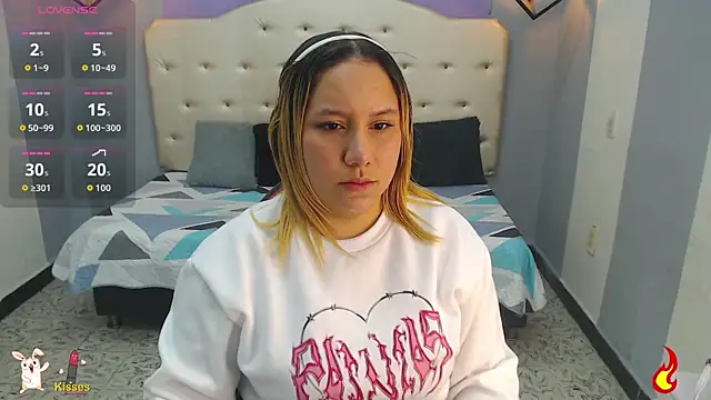 Snapshot of Kathiasaints chatting on September 22, 2025, 10:27 pm Kathiasaints online show from September 22, 2025, 10:27 pm