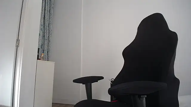 Contantin helena online show from January 10, 2026, 11:38 am