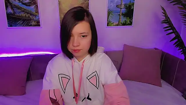 Lina Brownie online show from January 20, 2025, 2:11 am