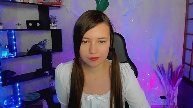 Lina Brownie online show from January 5, 2025, 5:09 am