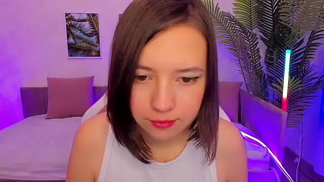 Lina Brownie online show from February 15, 2025, 4:58 am