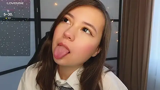 Lina Brownie online show from October 26, 2025, 3:18 am