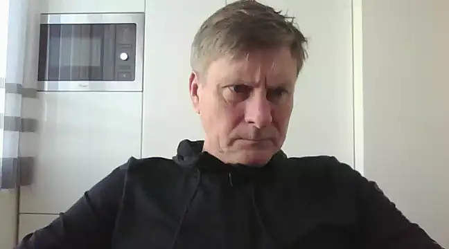 Snapshot of johnnym1 chatting on February 4, 2025, 9:38 am johnnym1 online show from February 4, 2025, 9:38 am