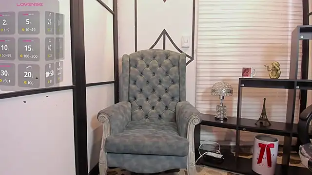 JuniorMorris  online show from October 11, 2025, 8:43 pm