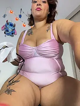 Snapshot of keirabbw chatting on January 15, 2026, 12:36 am keirabbw online show from January 15, 2026, 12:36 am