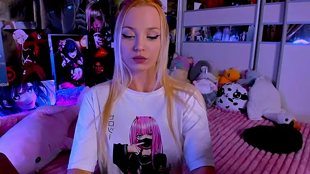 Snapshot of Cute__Pony chatting on December 5, 2024, 9:33 pm Cute Pony online show from December 5, 2024, 9:33 pm