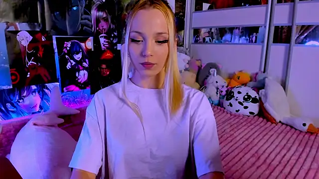 Snapshot of Cute__Pony chatting on December 2, 2024, 9:23 pm Cute Pony online show from December 2, 2024, 9:23 pm