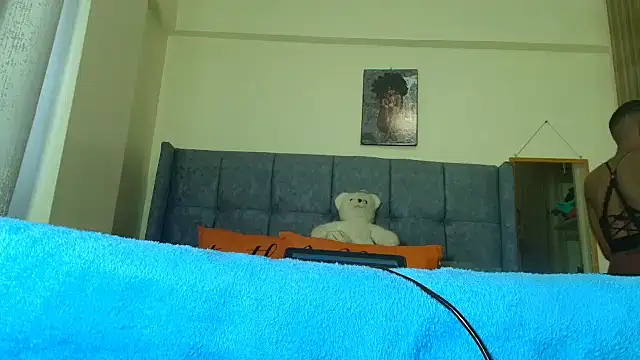 t-NaughtyLicia online show from February 17, 2025, 5:25 am
