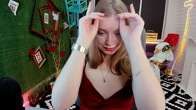 MayaSinabon online show from February 9, 2025, 3:12 pm