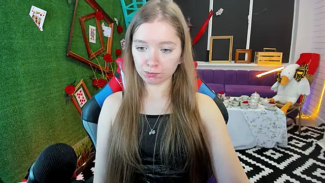MayaSinabon online show from February 11, 2025, 12:25 pm