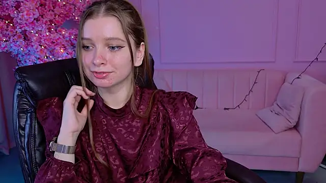 MayaSinabon online show from March 1, 2025, 3:16 pm