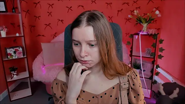 MayaSinabon online show from February 22, 2025, 9:12 am