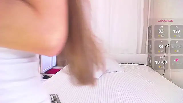 Snapshot of -MARIDRAGON- chatting on September 27, 2025, 6:52 am -MARIDRAGON- online show from September 27, 2025, 6:52 am