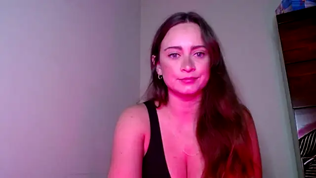 Sophie Raegan online show from December 4, 2024, 10:07 am