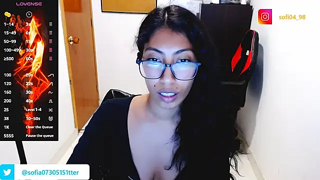 Snapshot of sofia_rosse4 chatting on July 19, 2026, 1:47 am sofia rosse4 online show from July 19, 2026, 1:47 am
