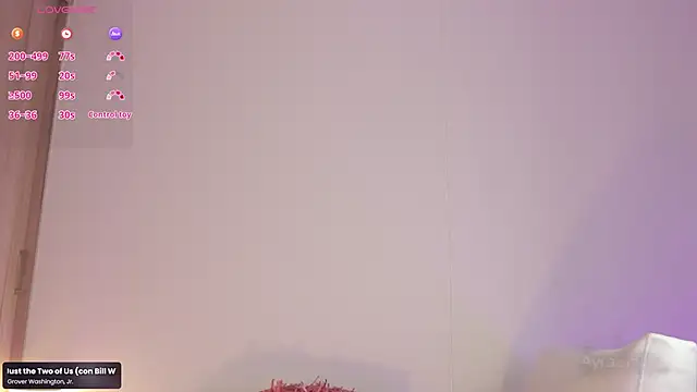 Snapshot of AyraSmith_ chatting on January 21, 2025, 4:43 am AyraSmith online show from January 21, 2025, 4:43 am